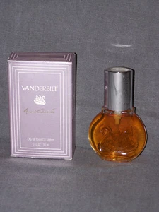 Vanderbilt Gloria Vanderbilt Eau De Toilette Spray 1 Fl. Oz. 30 ml - Picture 1 of 4