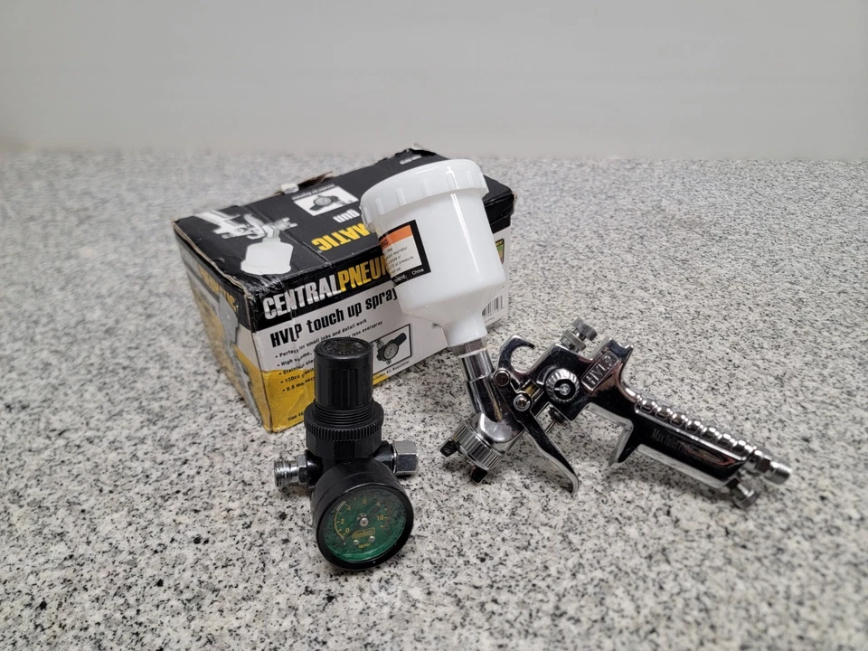Pistola pulverizadora de retoque neumática central ~ HVLP 1/4"-18nps LNLET 45 psi #46719 Foto 1 de 4