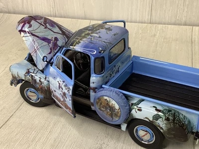 Camioneta Dicast 1/24 "Duck Hunter" de Danbury como nueva - Chevrolet 1953 Foto 1 de 4