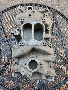 Vintage Edelbrock Performer 2101 Intake Manifold Chevy Small Block Chevrolet - Imagen 1 de 8