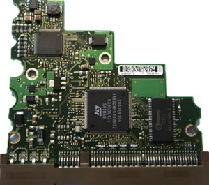 Seagate ST340014A 9W2005-033 8,16 AMK (100282772 F) PCB IDE 40 GB 3,5" - Foto 1 di 1