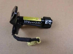 15-21 HYUNDAI TUCSON NEARSIDE PASSENGER LEFT BONNET HINGE ACTUATOR 79150-D7000 - Picture 1 of 1