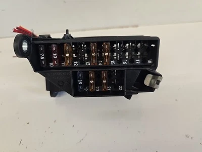 Mercedes Benz ML350 2013-16 debajo del tablero caja de fusibles OEM 1665456840 Foto 1 de 4