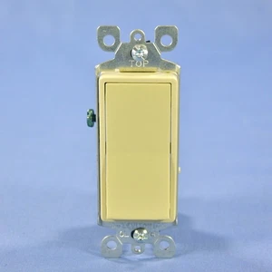 Leviton Ivory Decora On/Off Rocker Light Wall Switch 15A 1-Pole Bulk 5601-2I - Picture 1 of 5