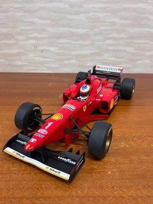 Modellino auto Minichamps 1/12 Michael Schumacher Ferrari F310/2 usato da... - Immagine 1 di 4