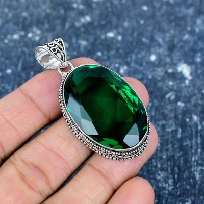 Colgante de piedras preciosas de esmeralda de plata de ley 925 hecho a mano regalo de cumpleaños para joyería Foto 1 de 4