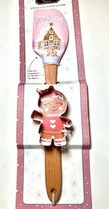CHRISTMAS PINK GINGERBREAD HOUSE SILICONE SPATULA + PINK GIRL COOKIE CUTTER - Picture 1 of 10