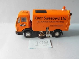 Corgi Straßenkehrmaschine Kent Sweepers Ltd (109) - Bild 1 von 6