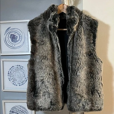 Vintage Blassport Women’s Reversible Full Zip Faux Fur Vest Size M Pockets - Image 1 of 4