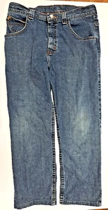 Wrangler straight cut Size 14 Husky boys jeans pre-owned - Picture 1 of 12