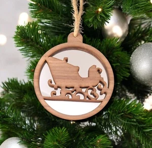 Sleigh Christmas Decoration - Wood and Mirror Options - Imagen 1 de 7