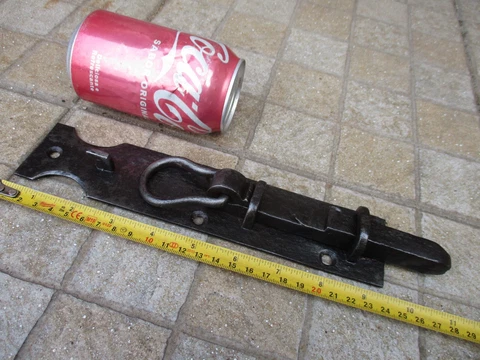 ANTIQUE ARCHITECTURAL SALVAGE IN IRON RUSTIC DOOR LATCH SLIDE BOLT  LOCK SHUTTER Cover