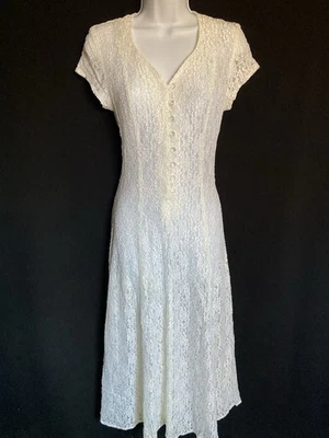 Vestido midi de colección años 90 All That Jazz encaje transparente botón delantero y ceñido atado trasero 11/12 Foto 1 de 4