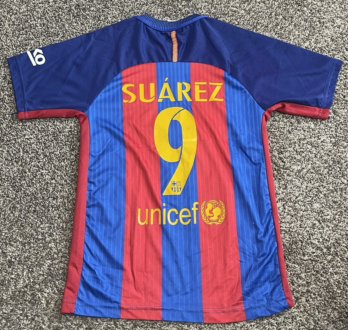 Luis Suarez FC Barcelona International Club Soccer Fan Luis Suarez FC Barcelona International Club Soccer Fan
