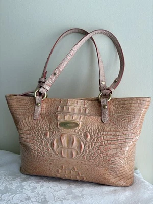 Brahmin Asher cuero mediano (rosa melocotón) Foto 1 de 4