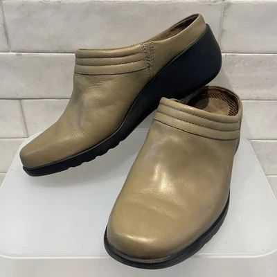 Easy Spirit Women's Slip-On Leather Mules Shoes Taupe Size 6W - Image 1 of 4