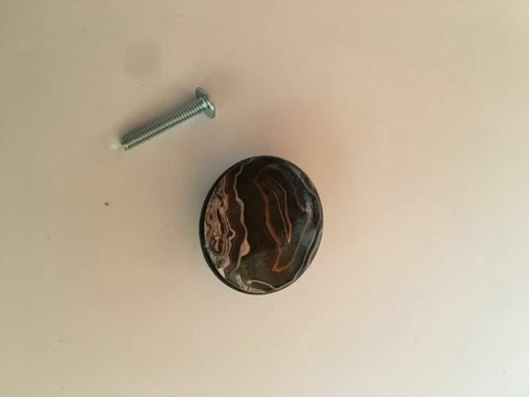 Indianshelf Handmade 1 piece Strewn Dresser Pulls Artistic Rust Free Cover
