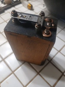 Antique Automotive Ignition Trembler Coil in Wood Box - Ford Model T Era... - Picture 1 of 6