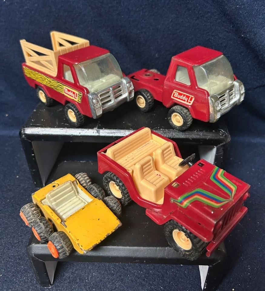 Jeep rojo Buddy L Japón años 80 de colección, camión para caballos, camión tractor y Gator Foto 1 de 1