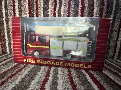 1:50 FBM Fire Brigade Models FBM 2704B Dennis Sabre Leicestershire Fire & Rescue - Image 1 of 2