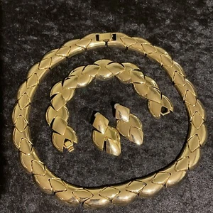 Vintage Choker Necklace 16 ”Studded Earrings Bracelet 7 ”Jewelry Set Gold Tone - Picture 1 of 13