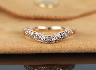 Anillo de alianza de boda Bvlgari Bulgari Fedi de oro amarillo de 18 quilates con curva de diamantes 5 Foto 1 de 4