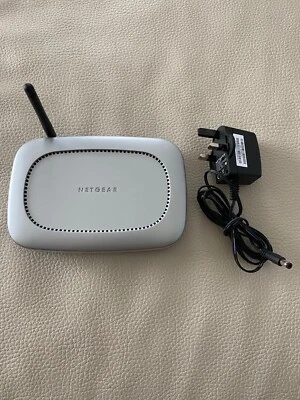 Netgear MR814v21tw Wireless Router with 4 -port 10/100 Mbps switch - Image 1 of 3