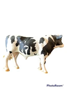 SCHLEICH HOLSTEIN COW 2007 Farm Animal Plastic 6x3x2” White/Black Spots D-73527 - Picture 1 of 7
