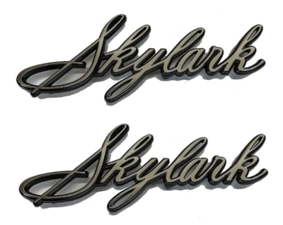 OER Diecast Quarter Panel Script Emblem Set For 1967 Buick Skylark Models - Image 1 of 4