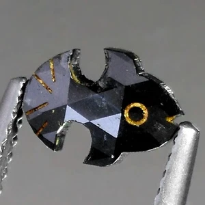 Diamantes sueltos extraídos de tierra naturales negros facetados con forma de pez raro de 0,74 quilates - Imagen 1 de 4