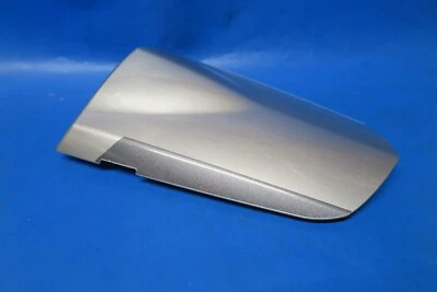 Joroba de asiento Suzuki GSXR 1000 2003-2004 en plata 4551-18G0 Foto 1 de 4