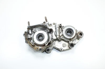 1988 - 1996 Yamaha YZ 250 OEM левый картер двигателя половина корпуса - Изображение 1 из 4