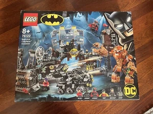 LEGO 76122  BATCAVE CLAYFACE INVASION @ BRAND NEW NEU OVP - Zdjęcie 1 z 6