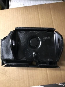 72 73 74 75 76 MONTAJE MOTOR MONTEGO 351M 400 MOTOR LADO IZQUIERDO CONDUCTORES SOLO LADO - Imagen 1 de 1
