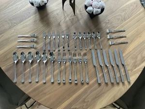 WMF Denver Besteckset 30-teilig - Cromargan - Rostfrei - spülmaschinenfest - Bild 1 von 7
