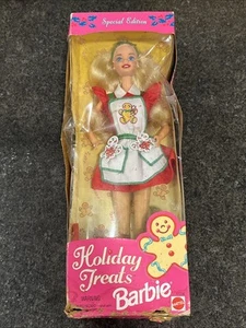 NEU VINTAGE MATTEL 1997 SPECIAL EDITION HOLIDAY TREATS BARBIE ~ BOX ISSUE🔥 - Bild 1 von 12