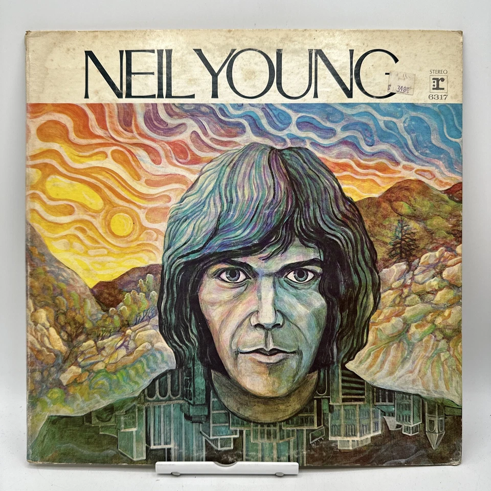 Neil Young  ( debut ) Reprise RS 6317 orig 1969 gatefold Vg+ 12” - Image 1 of 4