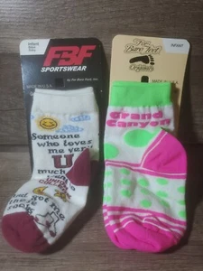 2 PAIR Baby Socks Size Infant 0-3 - Picture 1 of 3