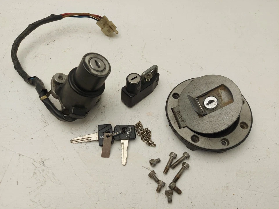 Yamaha FZR 1000 Genesis barril de encendido, juego de bloqueo, tapa de llenado y bloqueo de casco Foto 1 de 4