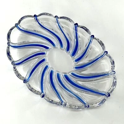 Placa oval redemoinho de hortelã-pimenta cristal Mikasa redemoinho azul cobalto 9 1/4 x 6 3/4x 1" - Imagem 1 de 2