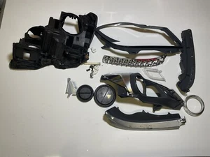 GENUINE MERCEDES-BENZ C-CLASS XENON HEADLIGHT SPARE PARTS DRIVER SIDE 2008-15 - Picture 1 of 18