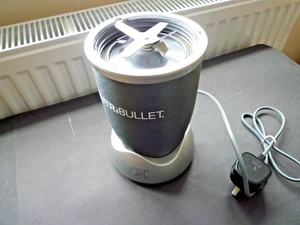 Nutribullet 600 12 piece set , all in original box with recipe/user guide etc. - Picture 1 of 12