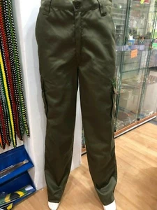 ARMY STYLE RASTA GREEN TROUSERS WITH SIDE POCKETS RASTA STRIPE AND LION PATCH - Picture 1 of 5