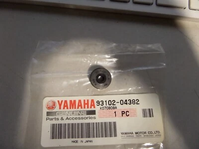 Vedação de haste de pressão NOS Yamaha 1972 JT2 1976 LB80 1983 RX50 83-92 ANOS50 93102-04382 - Imagem 1 de 2