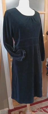 Hanna Andersson Classic Black Velour Dress long Sleeves Knee Length  Sz L - Image 1 of 4