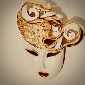 White Gold Tone Brooch Red Big Rhinestone Pin Mask Lady Face VTG Gift Movie Prop - Picture 1 of 6