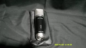 M Audio Nova Class USB Microphone w/ Case - Picture 1 of 4