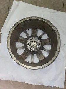 2014-2018 Chevrolet Silverado High Country Wheel OEM - Picture 1 of 5