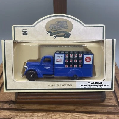 Chevron Commemorative Collection Die cut Model 1939 Roof Coating Flat Bed - Image 1 of 4