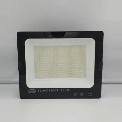 FARO LED SLIM 200W WATT IP66 SMD MULTICHIP PROIETTORE LUCE BIANCA DA ESTERNO - Immagine 1 di 2